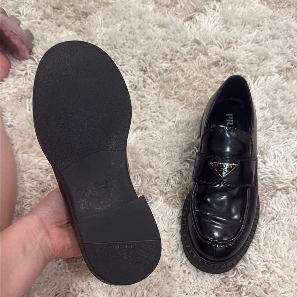 Prada Black Leather Loafers Classic Slip-Ons - Picture 3 of 4